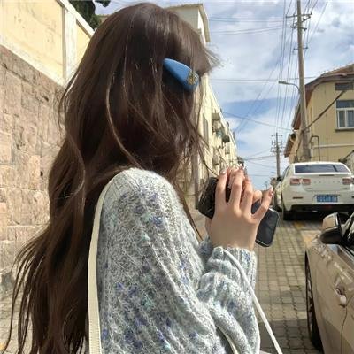 女学生和亨利先生